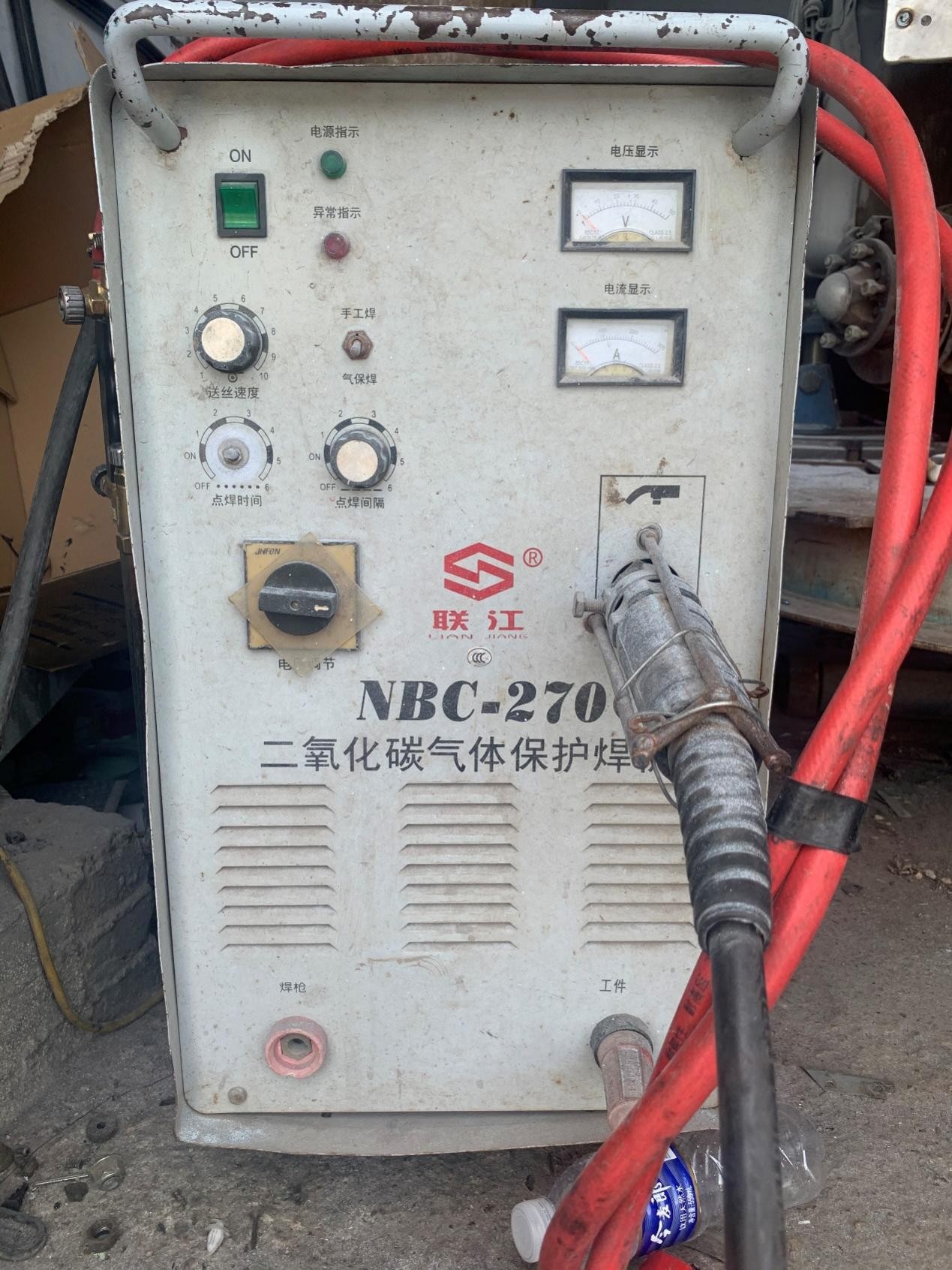 二氧化碳气体保护焊机